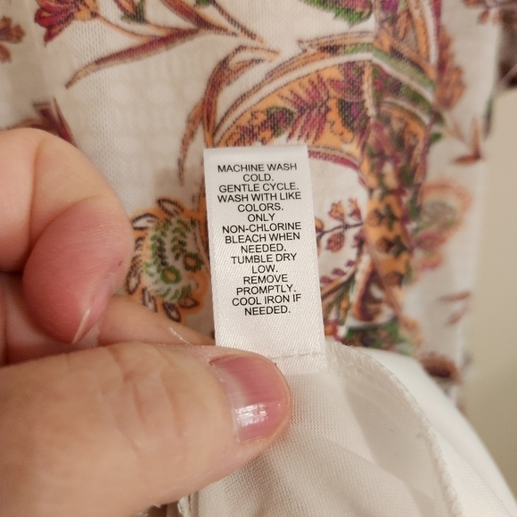 C Est 1946 Plus SizeBlouse - Picture 4 of 8